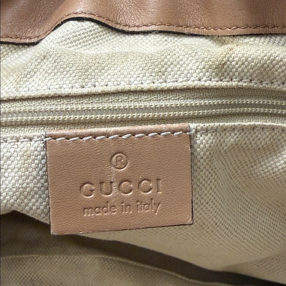 Gucci Sukey Diamanté Shoulder Bag with Crossbody Strap - Picture 6 of 6